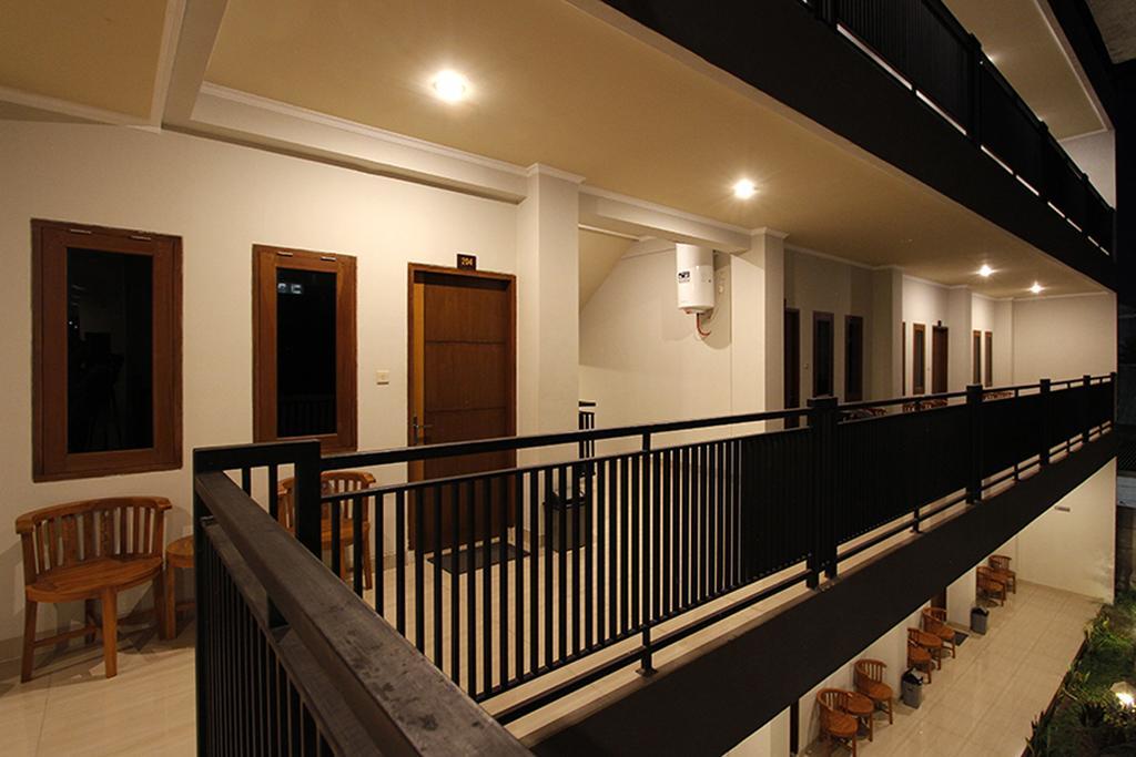 Palapa Hotel Матарам Екстер'єр фото